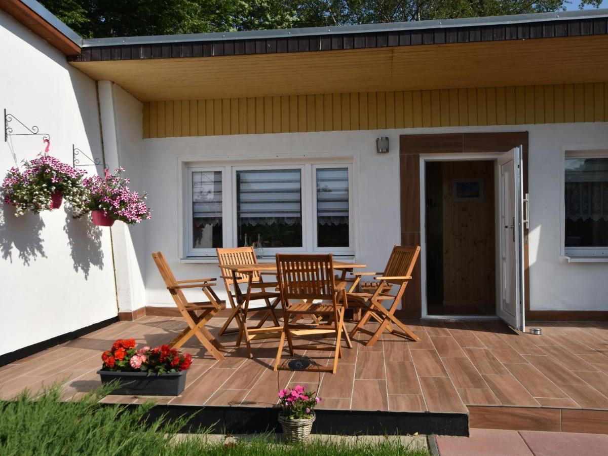 Bungalow In Boiensdorf With Fenced Terrace Exterior foto